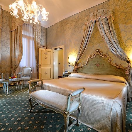 Ca Rialto Hotel Venice Luaran gambar